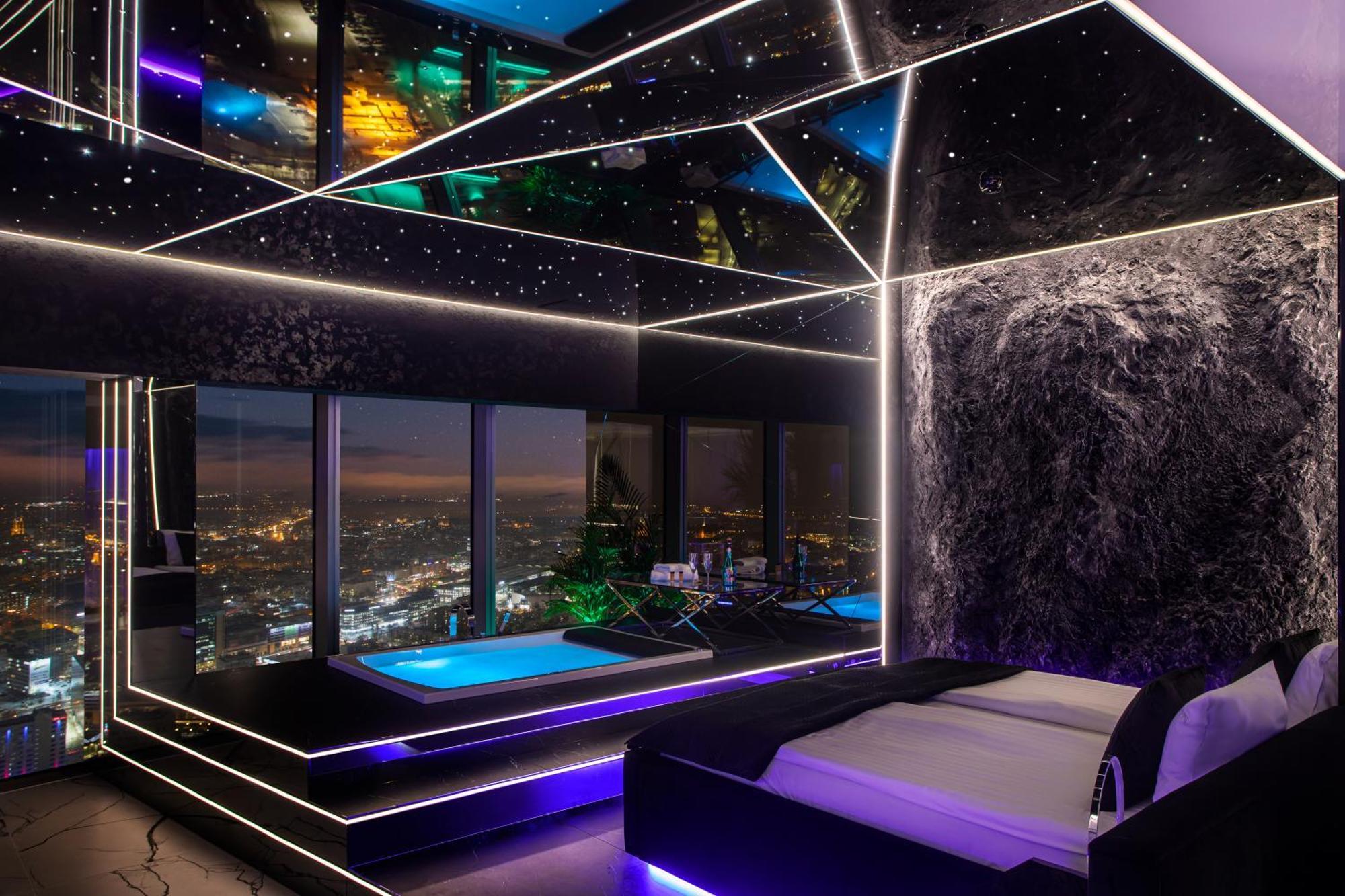 Apartamenty Sky Tower Z Jakuzzi Przy Oknie Breslau Exterior foto